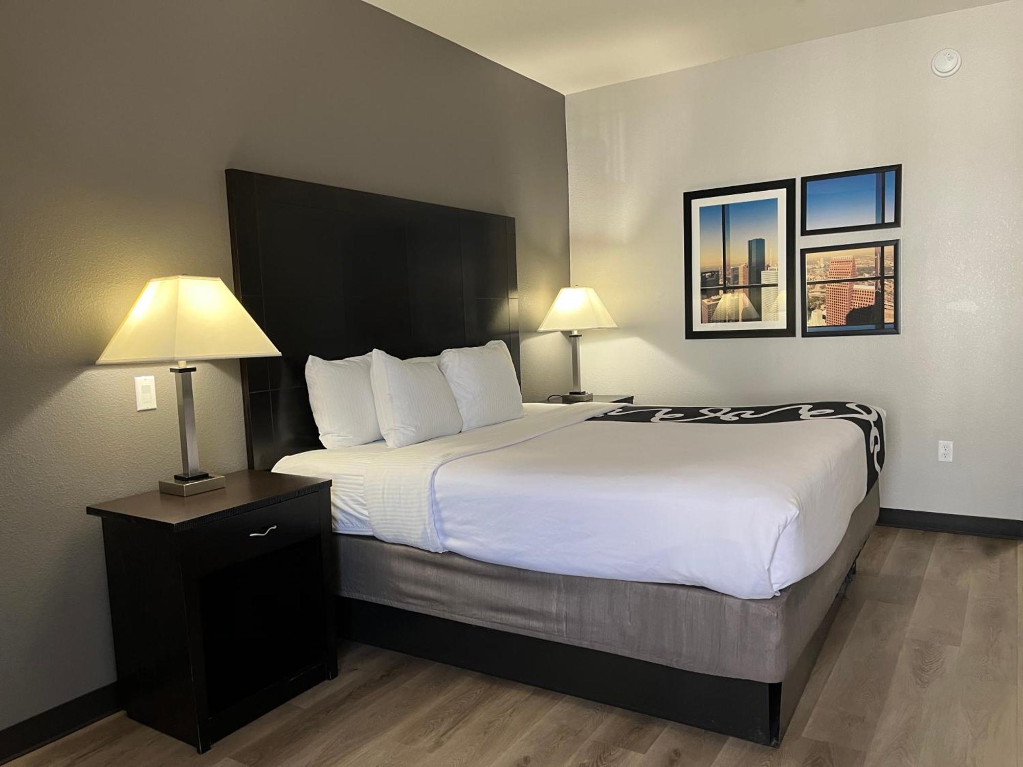 מלון La Quinta By Wyndham Houston Energy Corridor מראה חיצוני תמונה