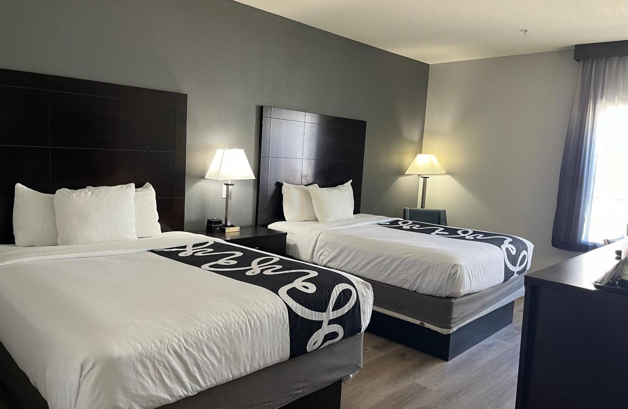 מלון La Quinta By Wyndham Houston Energy Corridor מראה חיצוני תמונה