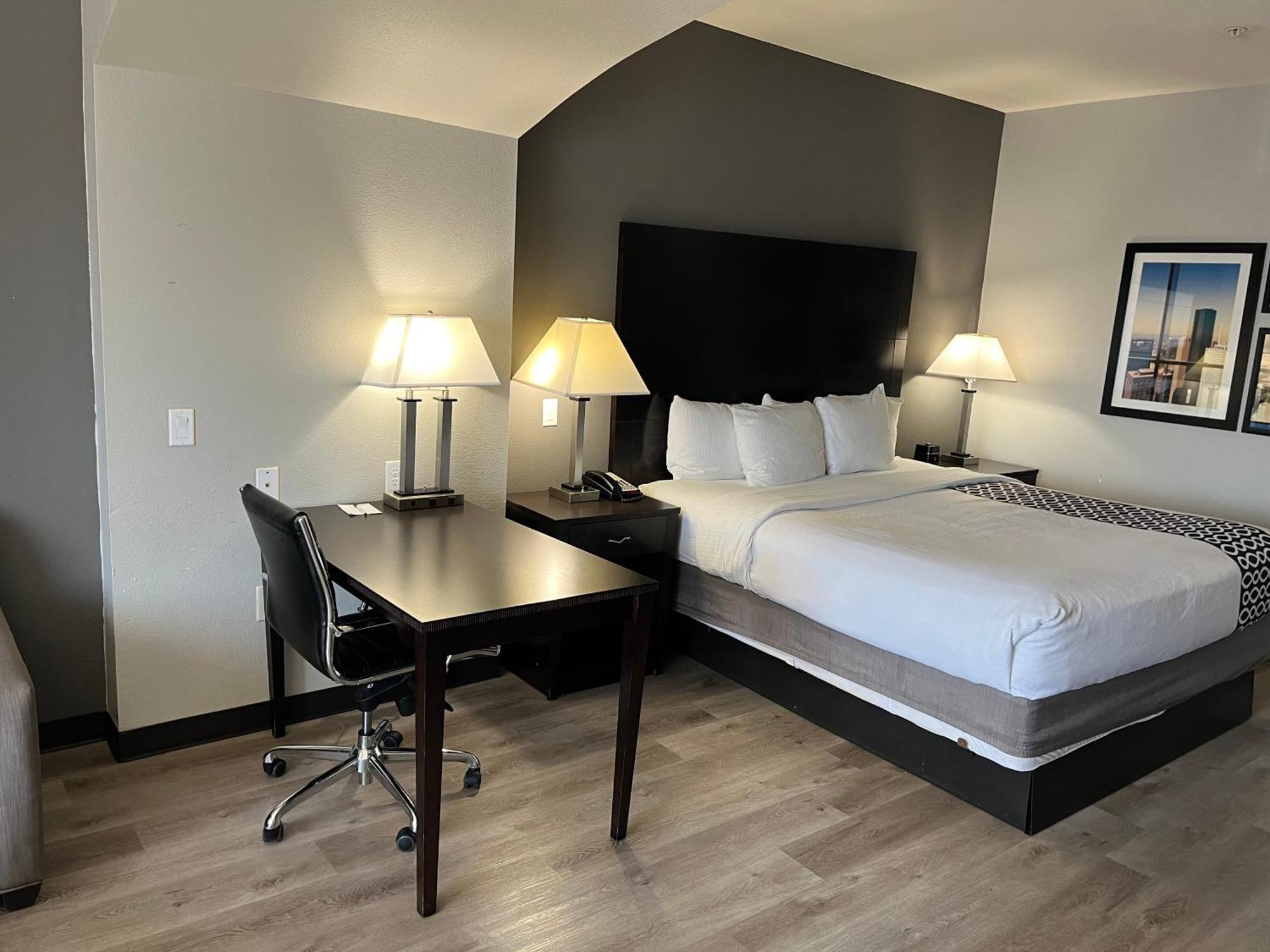 מלון La Quinta By Wyndham Houston Energy Corridor מראה חיצוני תמונה